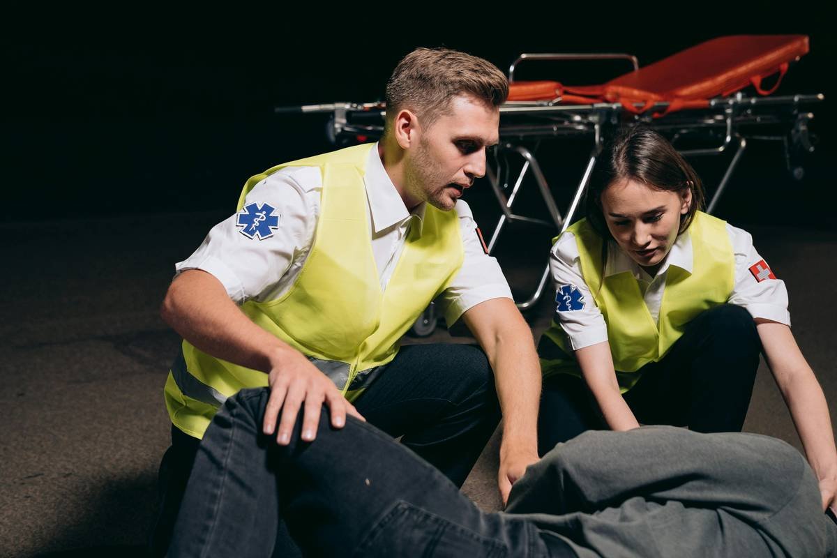 Accident Response Guides for Motorcycle Rental Insurance: What to Do When the Unexpected Happens